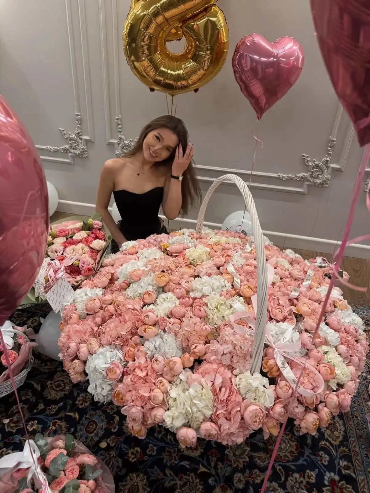 Свежий букет с доставкой Vverx Flowers по Казахстану