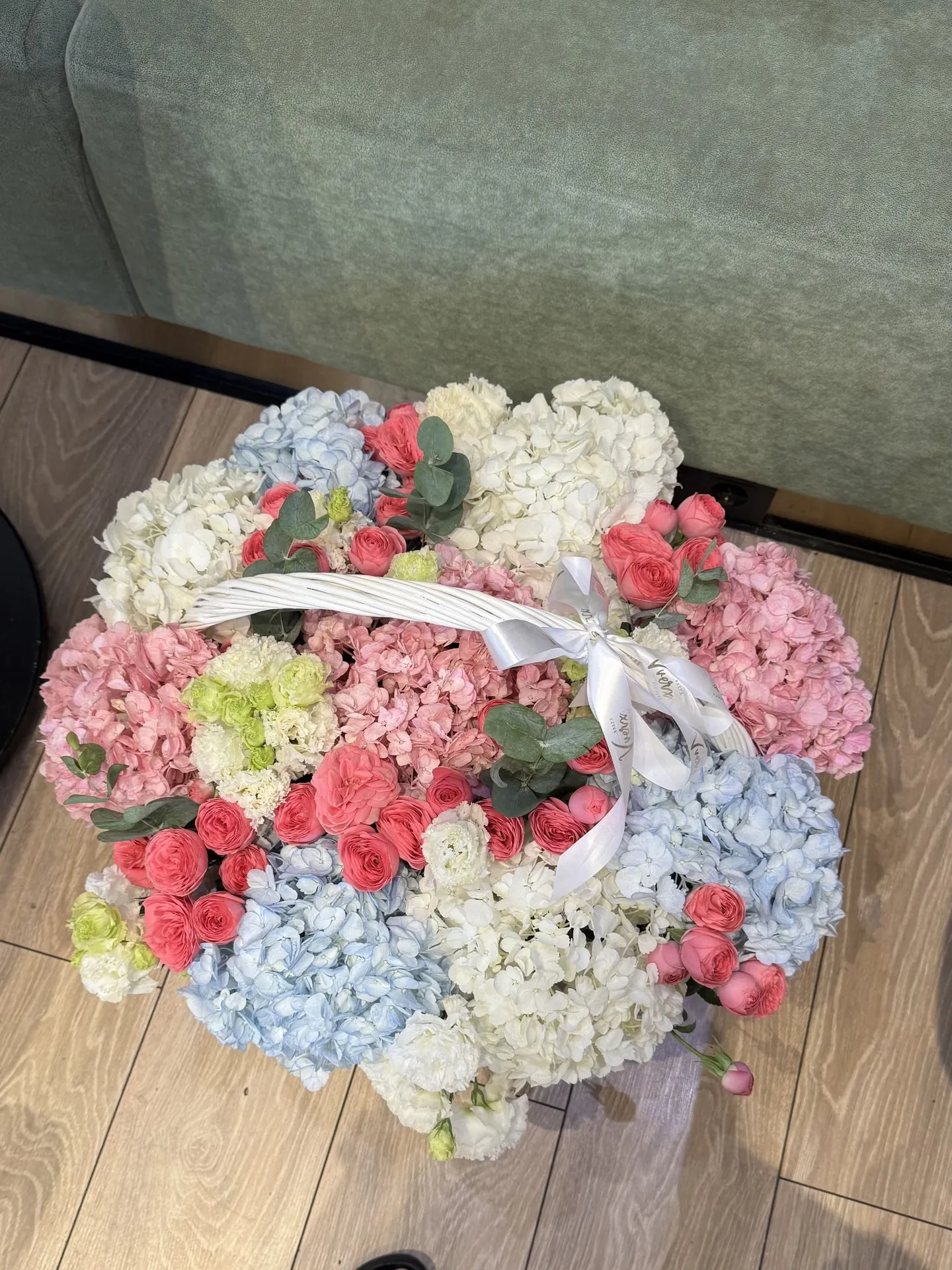 Авторская флористика Vverx Flowers