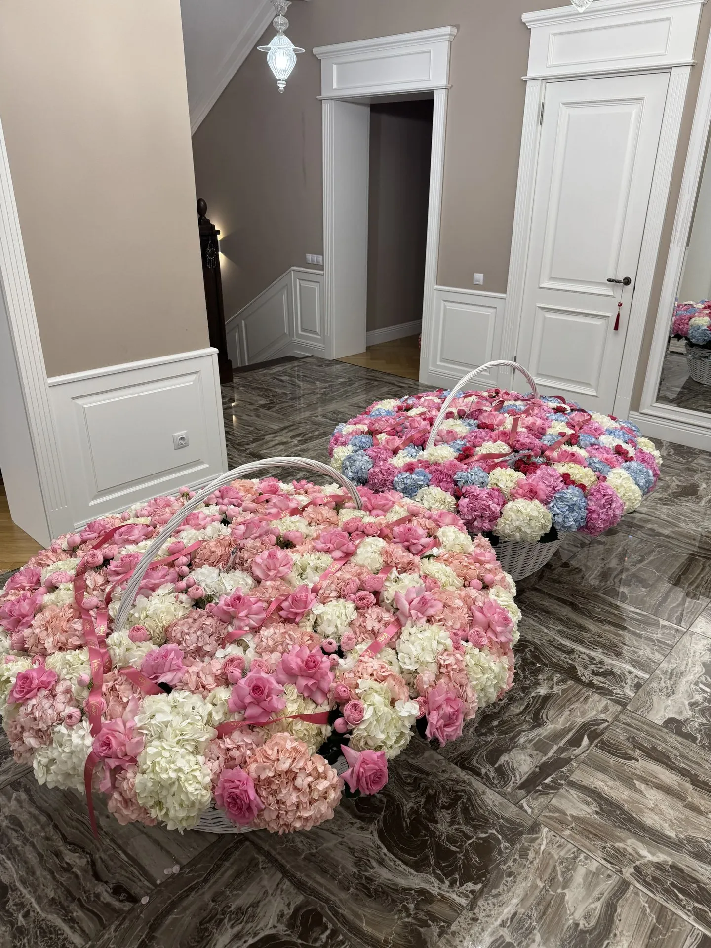 Авторский букет от флористов Vverx Flowers